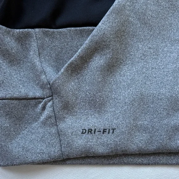 Nike Black and Gray Dri-fit hoodie Youth - Picture 3 of 6